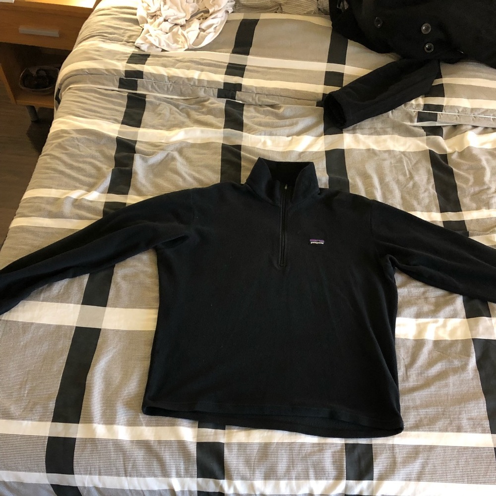 Patagonia black sweater